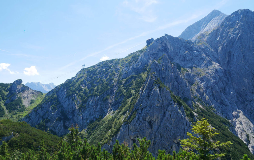 Blick vom Schwarzenkopf auf die Alpspitze