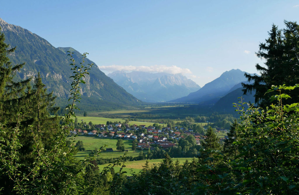 Heldenkreuz Weg unten