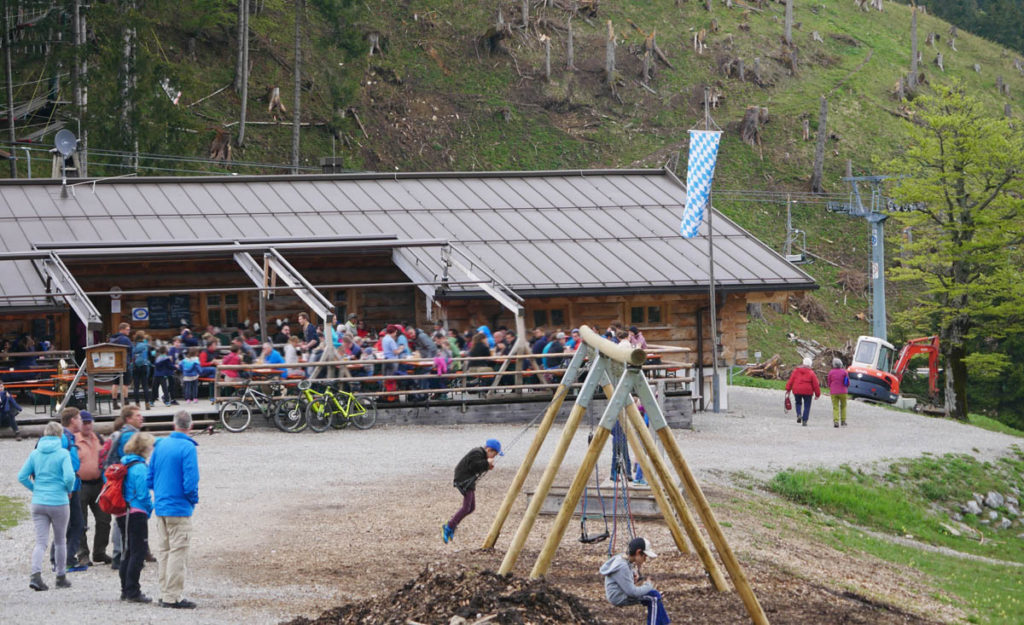 kolbensattelhütte terrasse